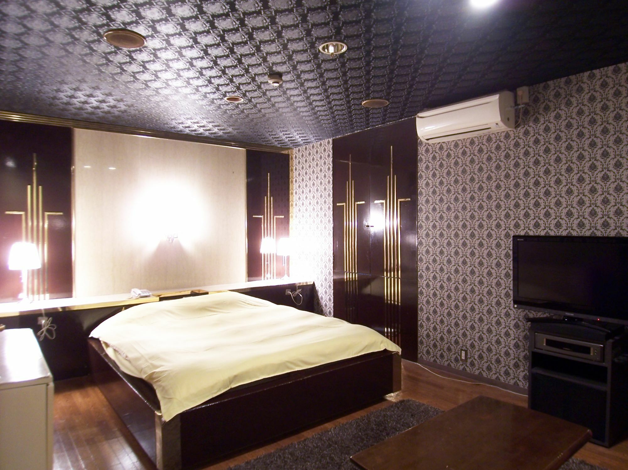 Hotel Pyramid (Adults Only) Химеджи Екстериор снимка